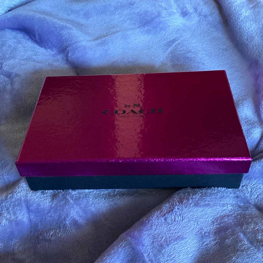 COACH BOX